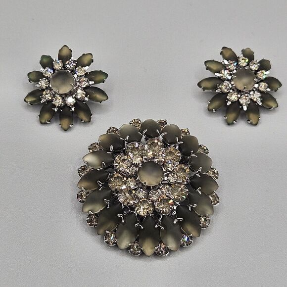 Vintage Signed Judy Lee Rhinestone Brooch & Earrings Set Jewelry Frosted‎ Grey - Picture 1 of 9
